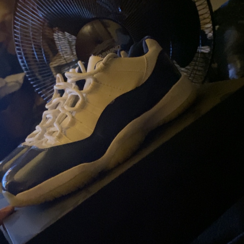 Jordan 11 white and blue Sneakers